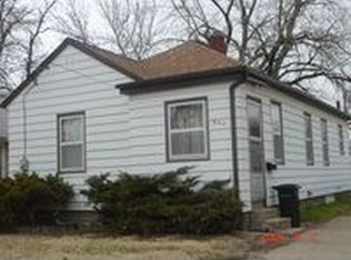 548 Adrian St, Waterloo, IA 50703