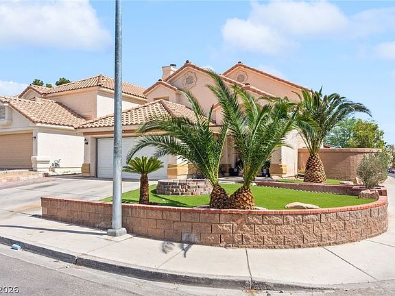 3rd image of 6345 Rose Tree Ln