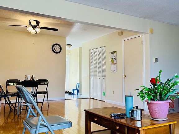 4th image of 123 Sheraton Lane #123