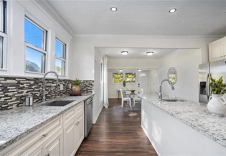 264 Wellington St SW — Photo 5