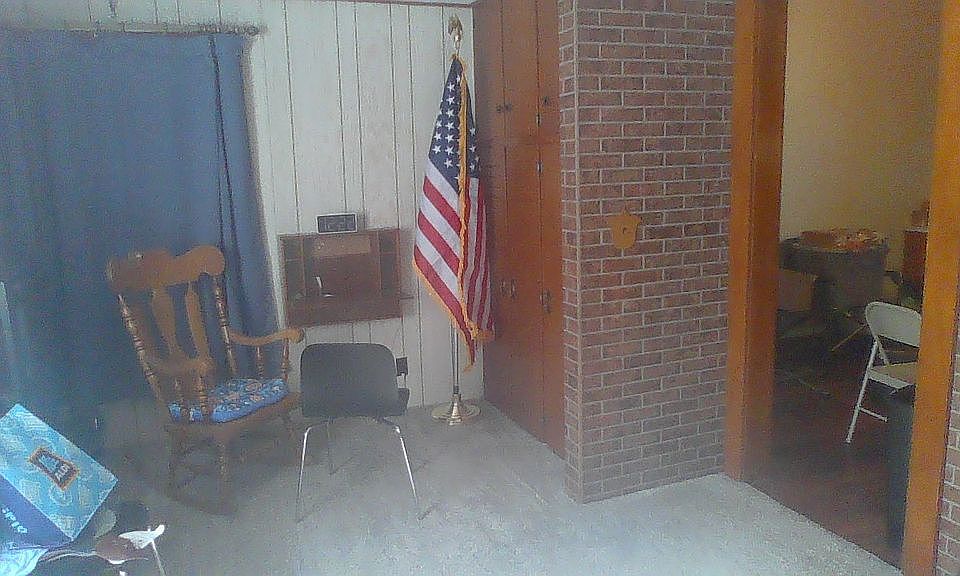 305 Maine St, Lone Rock, IA 50559 Zillow