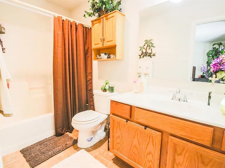 931 Xavier St — Photo 11