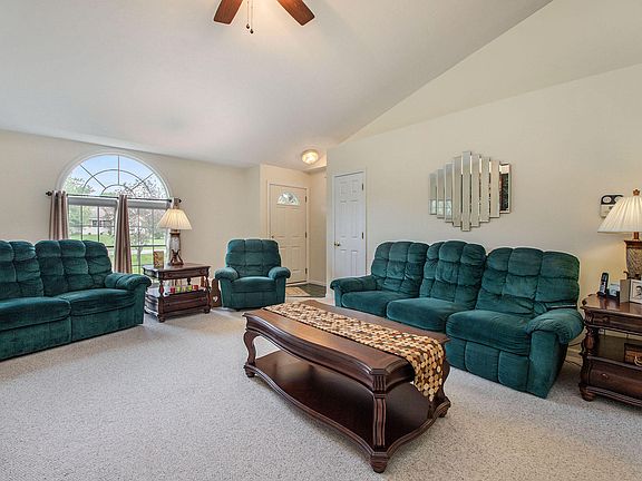 4th image of 5726 Hillview Dr