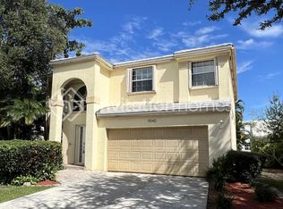 9540 NW 8th Cir, Fort Lauderdale, FL 33324