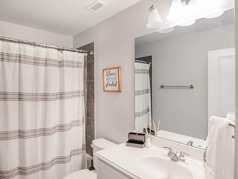 411 Wetzel — Photo 28