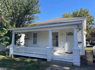 307 N Maple St, Creston, IA 50801