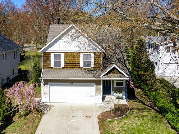4th image of 3523 Hollywood Dr