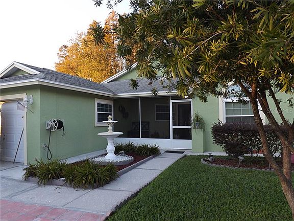 3rd image of 12834 Coverdale Dr