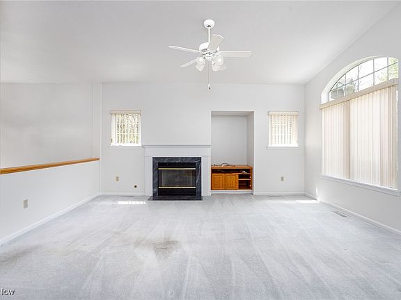 5th image of 11235 Frederick Ln