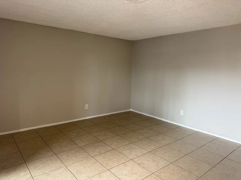 4590 Carriage Park Dr #16C — Photo 4