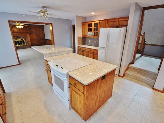4th image of 721 Redwood Dr