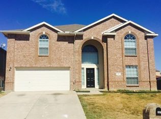 107 Matlock Meadow Dr, Arlington, TX 76002