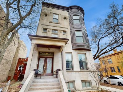 924 N Hoyne Ave APT 2E, Chicago, IL, 60622