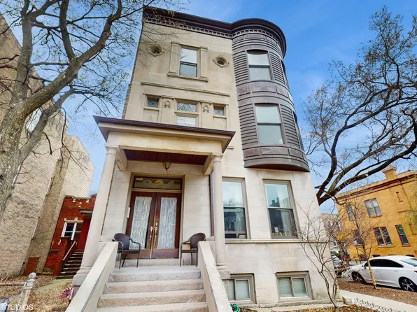 924 N Hoyne Ave APT 2E, Chicago, IL 60622