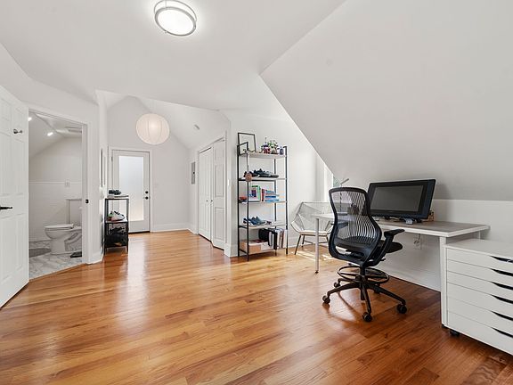 3rd image of 62 Park Ave Unit 2