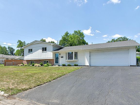 3rd image of 3633 Tillbury Ave