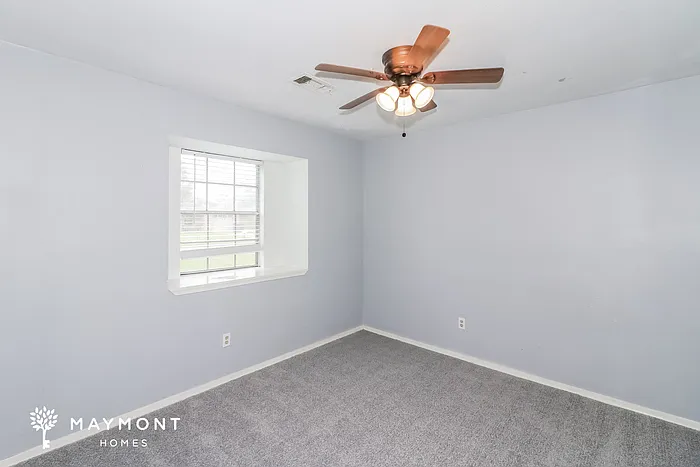 7126 Kings Dr — Photo 9