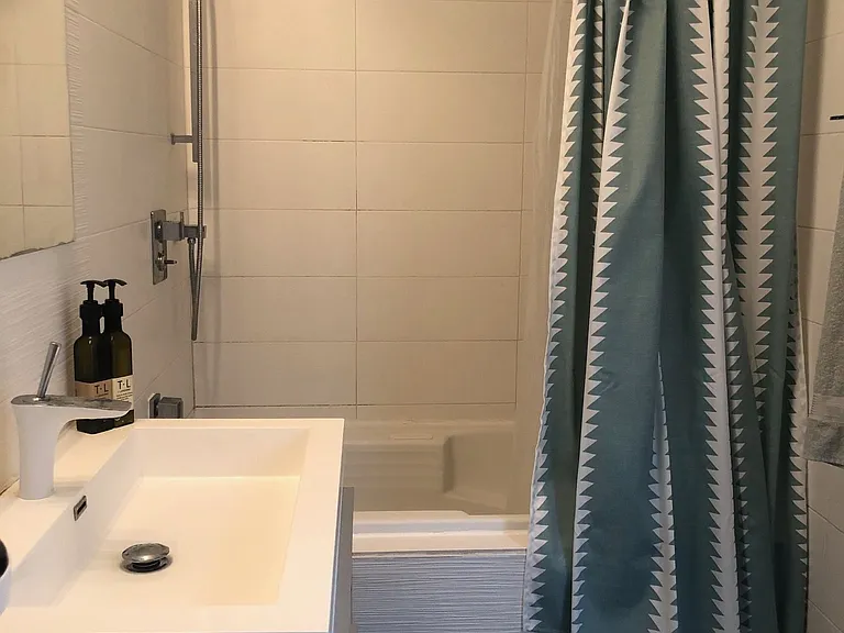 380 Crawford St #2 — Photo 14