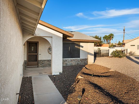 3rd image of 1260 Cascade Dr