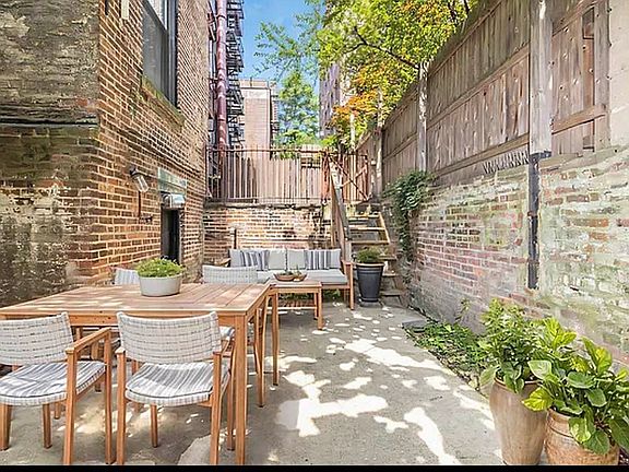 5th image of 225 W 20th St #1N