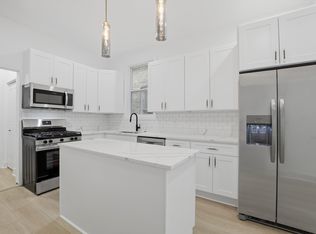 2124 W Thomas St #1, Chicago, IL 60622