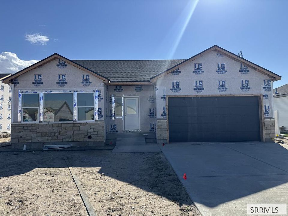 1st image of 560 Abigail Ln