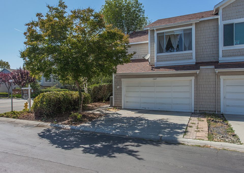 1st image of 1309 Vanna Ct
