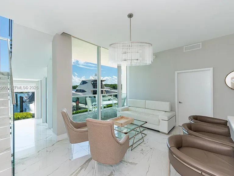 400 Sunny Isles Blvd #104 — Photo 3