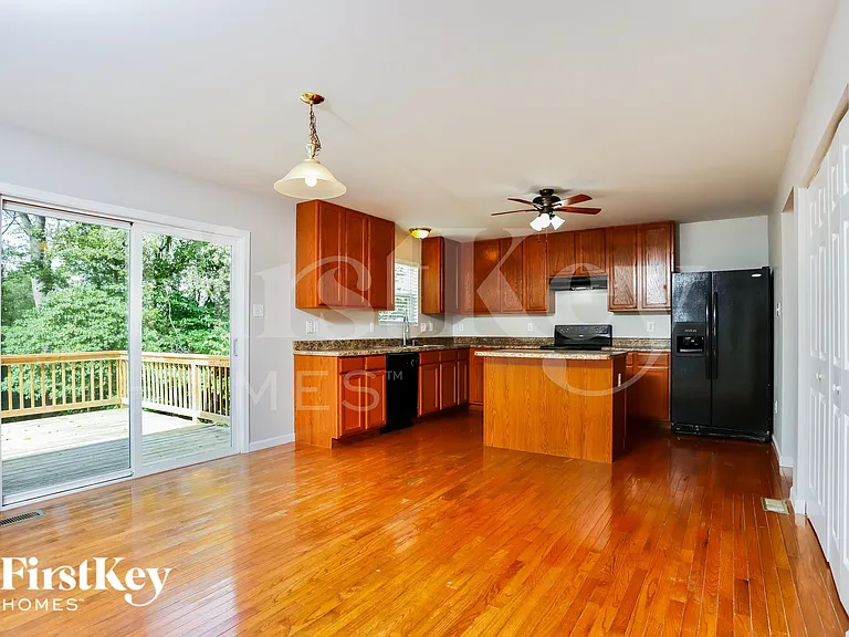 188 Fox Creek Dr — Photo 5