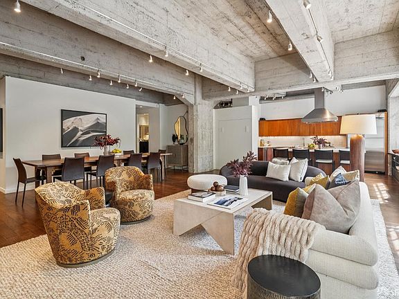 3rd image of 2140 Bush St APT 3