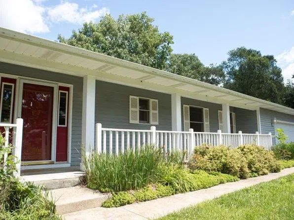 2142 Crestway Ct, Belvidere, IL 61008