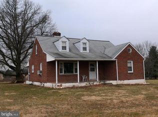 219 Neiffer Rd, Schwenksville, PA 19473