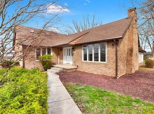 125 Ray Dr, Belle Vernon, PA 15012