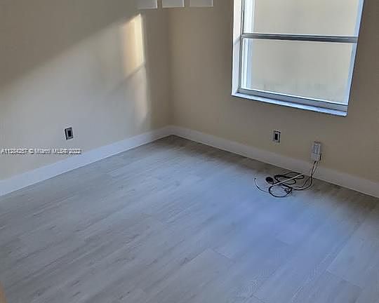 4th image of 5280 NW 113th Pl