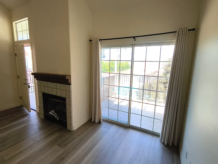 2477 S Village Green Dr — Photo 25