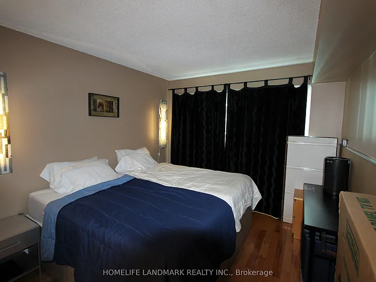 10 Yonge St #2904 — Photo 7