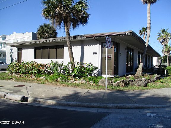 3rd image of 430 Oakridge Blvd