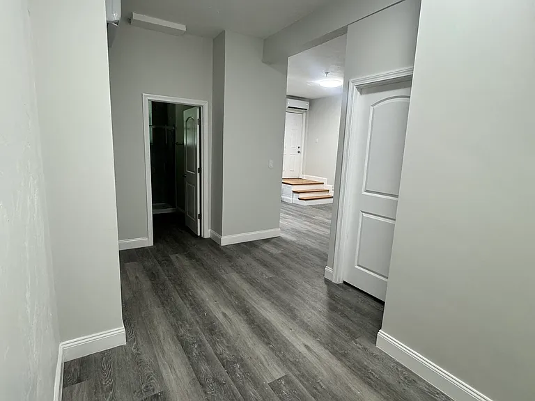 7 McCabe Ct #1 — Photo 5