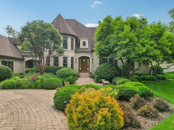 38W055 Deerpath Rd, Batavia, IL 60510