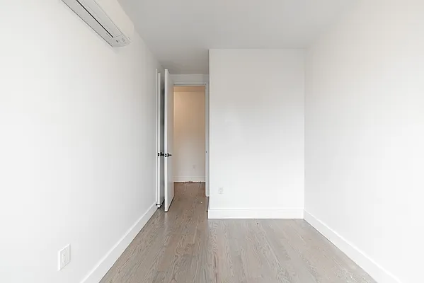 Rented by Twin Group | media 25