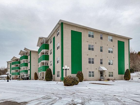 2nd image of 158 Hanwell Rd #107