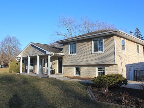 2nd image of 16741 W Orchard Valley Dr
