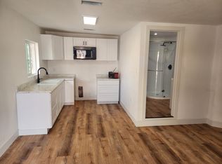 17815 Valencia St, Hesperia, CA 92345