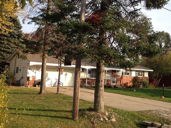 3rd image of 5194 Blossom Dr