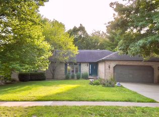 305 Thames River Rd, Springfield, IL 62711