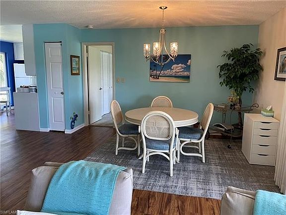 4th image of 223 Palm Dr APT 2