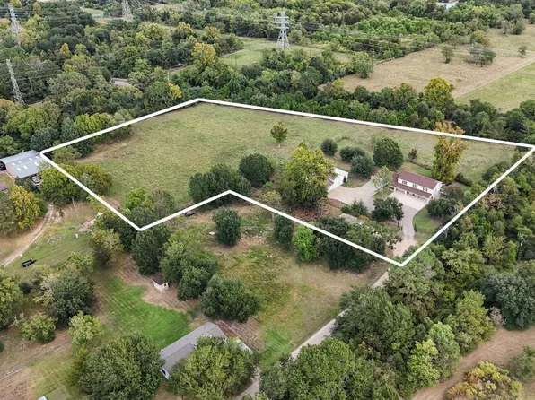 1535 Mulberry St, Tomball, TX 77375