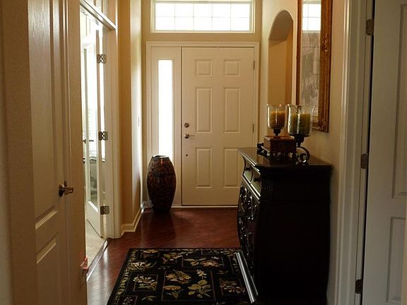 3rd image of 2511 Ormond Dr