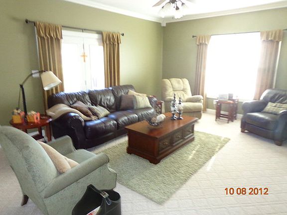 4th image of 6117 Stanford Ct