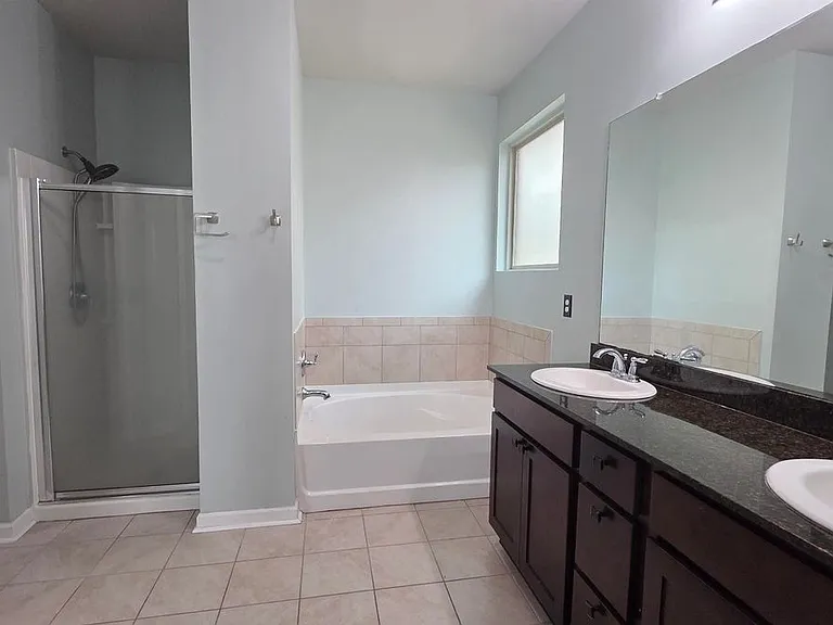 583 Fall River Dr — Photo 15